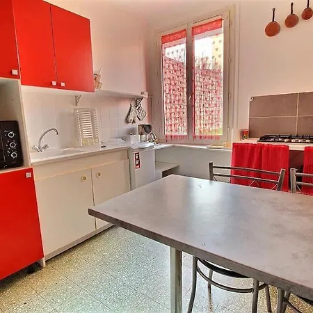 Studio Quartier Calme Аяччо