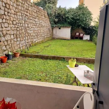 Studio Quartier Calme Lägenhet